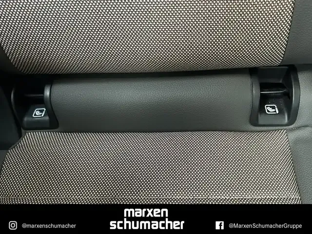 Mercedes-Benz EQB 350