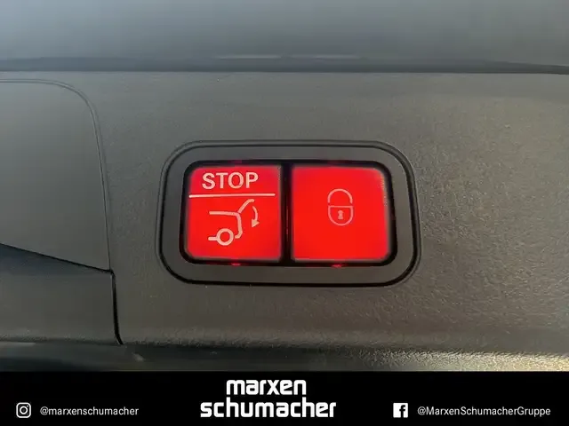 Mercedes-Benz EQB 350