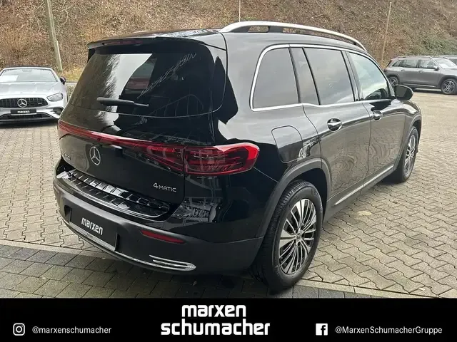 Mercedes-Benz EQB 350