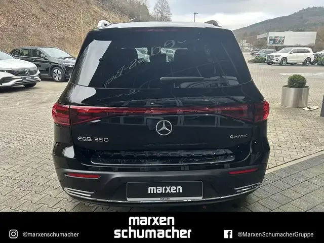 Mercedes-Benz EQB 350