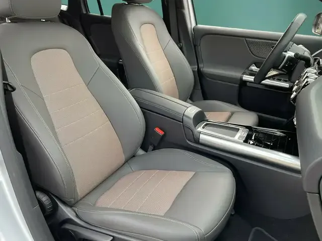 Mercedes-Benz EQA 300