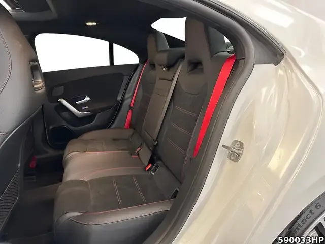 Mercedes-Benz CLA 35 AMG