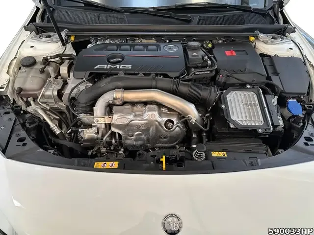 Mercedes-Benz CLA 35 AMG