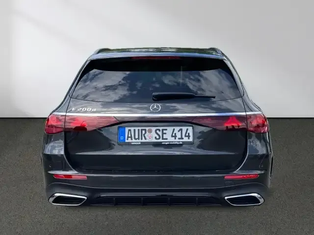 Mercedes-Benz E 200