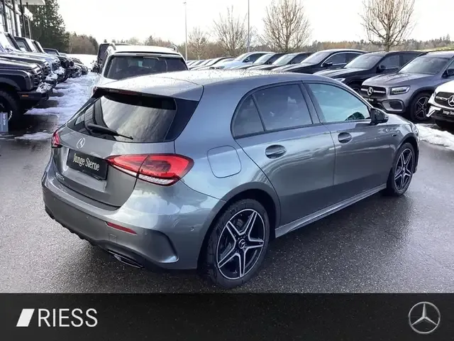 Mercedes-Benz A 250