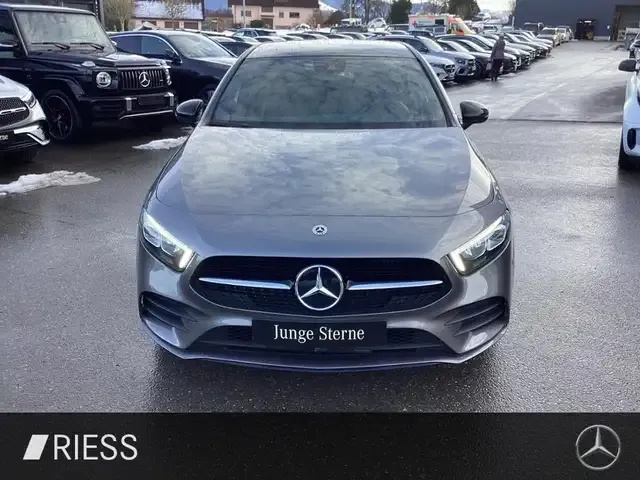 Mercedes-Benz A 250