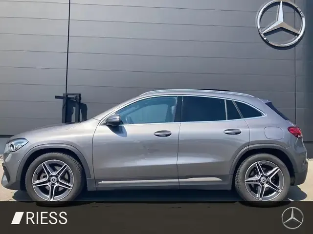 Mercedes-Benz GLA 250
