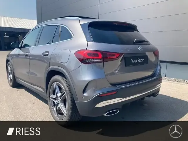 Mercedes-Benz GLA 250