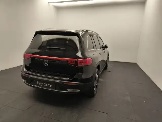 Mercedes-Benz EQB 350