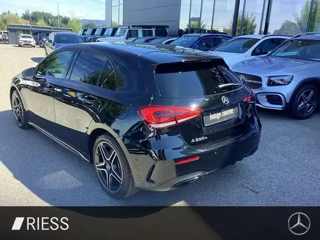 Mercedes-Benz A 250