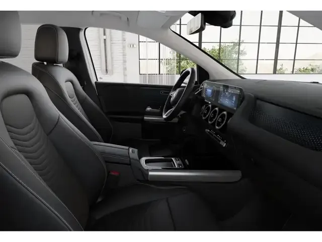 Mercedes-Benz B 220