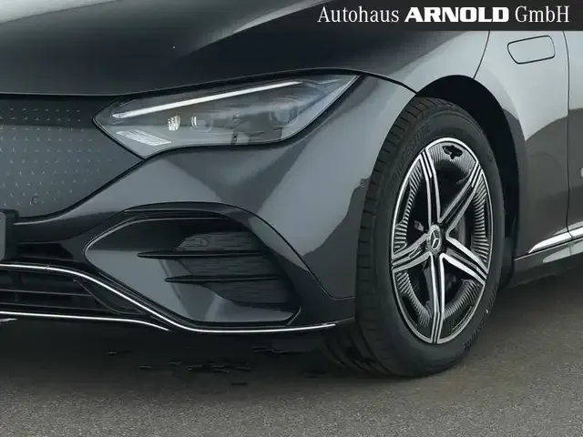 Mercedes-Benz EQE 500