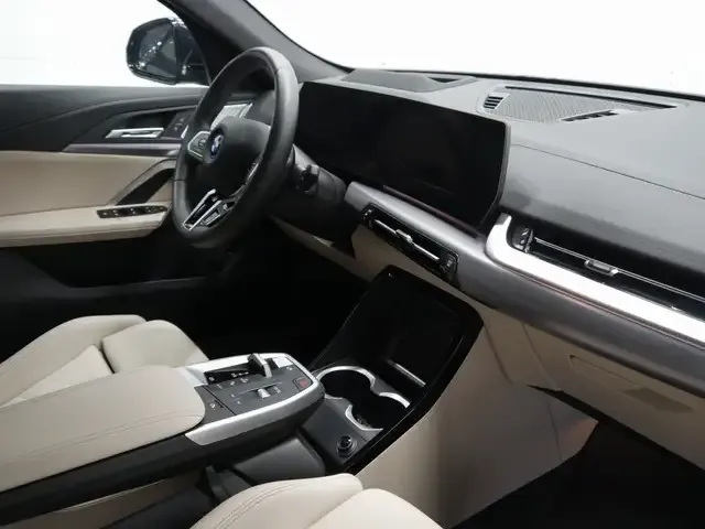 BMW iX2