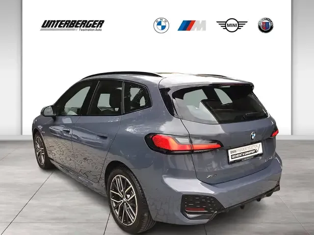 BMW 223