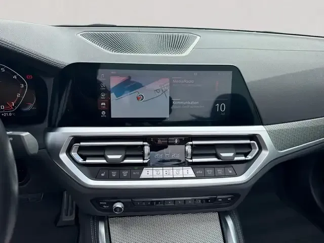 BMW 440