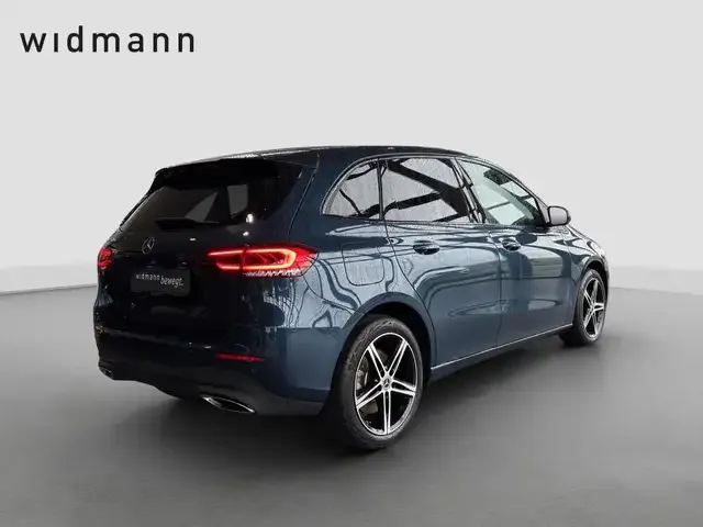 Mercedes-Benz B 250