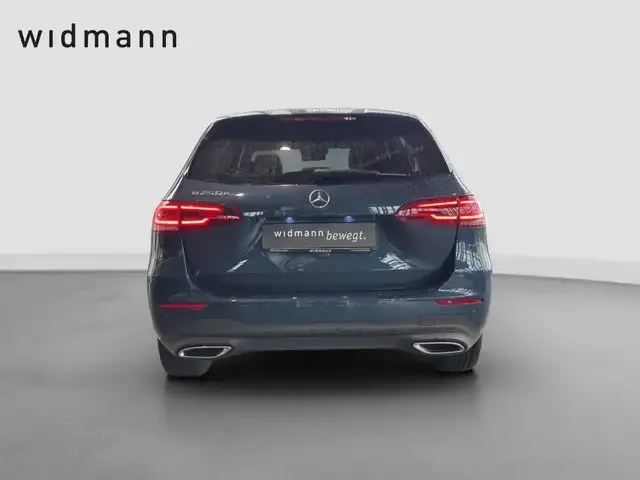 Mercedes-Benz B 250