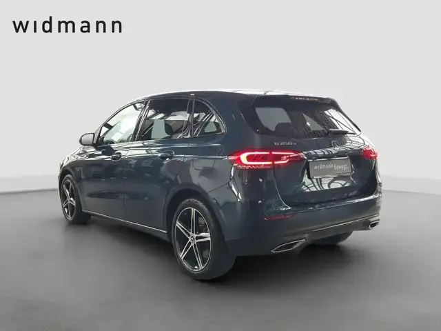 Mercedes-Benz B 250