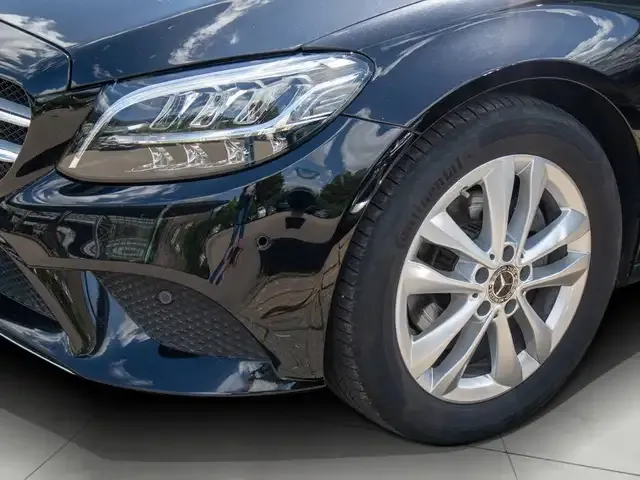 Mercedes-Benz C 180