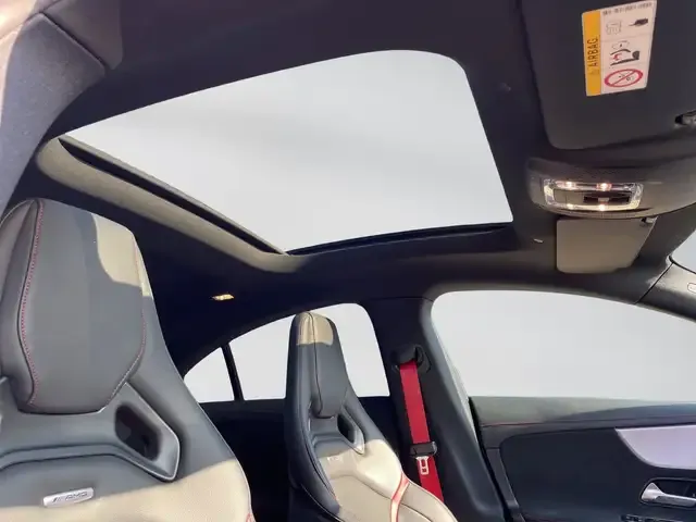 Mercedes-Benz CLA 45 AMG