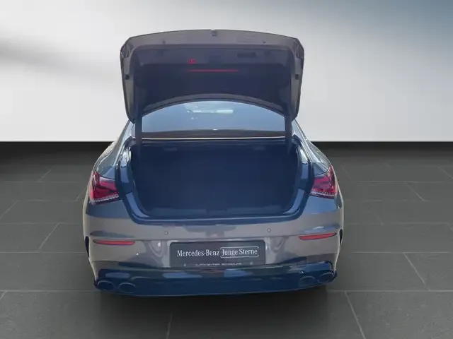 Mercedes-Benz CLA 45 AMG