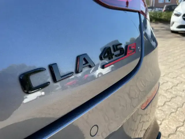 Mercedes-Benz CLA 45 AMG