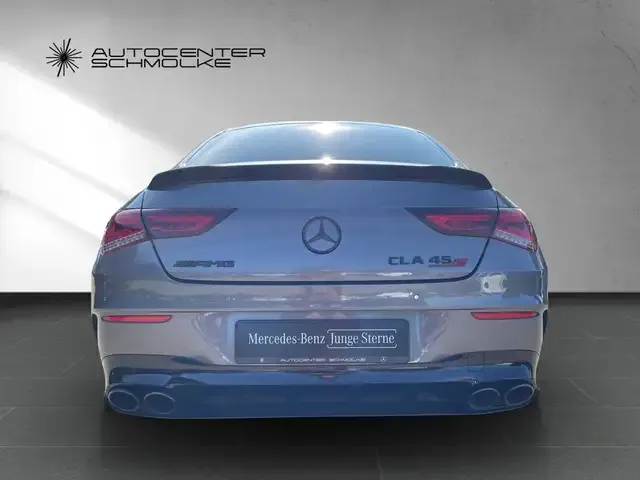 Mercedes-Benz CLA 45 AMG