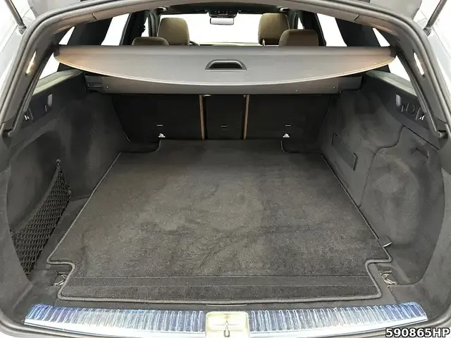 Mercedes-Benz E 63 AMG