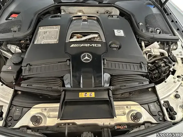 Mercedes-Benz E 63 AMG