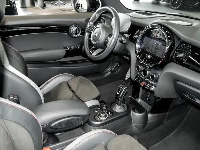 MINI John Cooper Works Cabrio