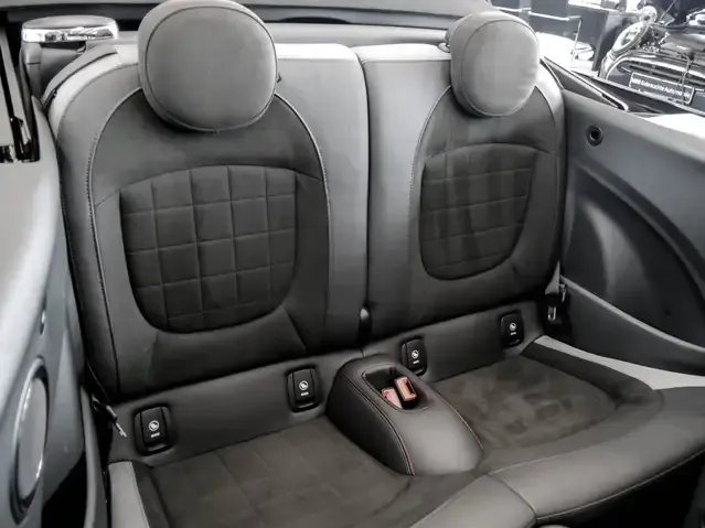 MINI John Cooper Works Cabrio