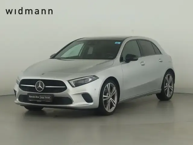 Mercedes-Benz A 220