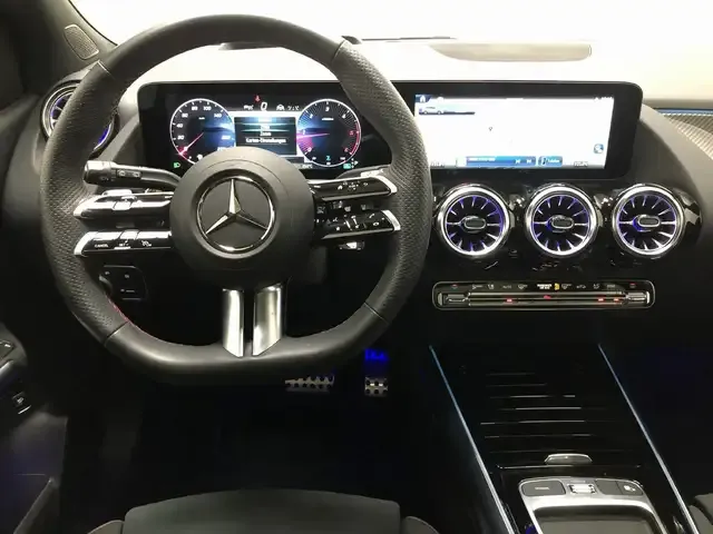 Mercedes-Benz B 220