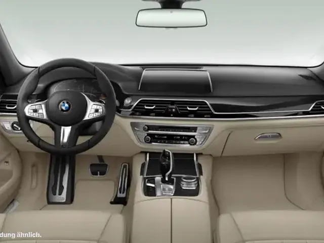BMW 730