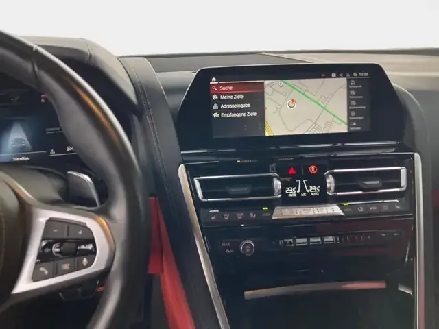 BMW 840