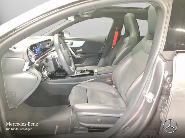 Mercedes-Benz CLA 35 AMG