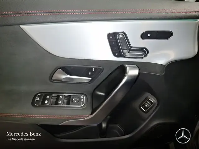 Mercedes-Benz CLA 35 AMG