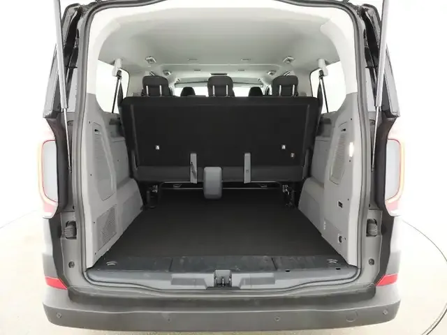 Volkswagen T7 Caravelle