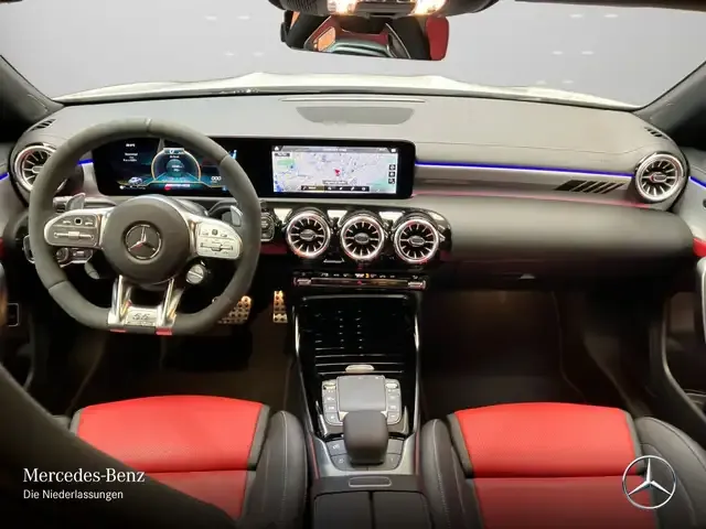 Mercedes-Benz CLA 45 AMG