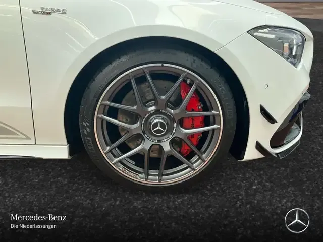 Mercedes-Benz CLA 45 AMG