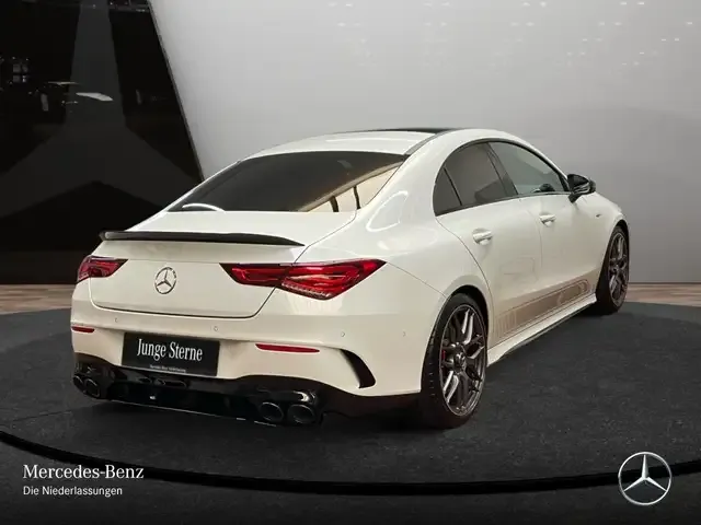 Mercedes-Benz CLA 45 AMG