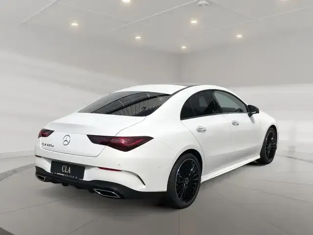 Mercedes-Benz CLA 220