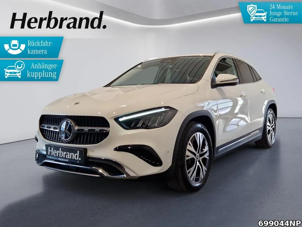 Mercedes-Benz GLA 180