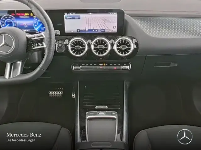 Mercedes-Benz EQA 250