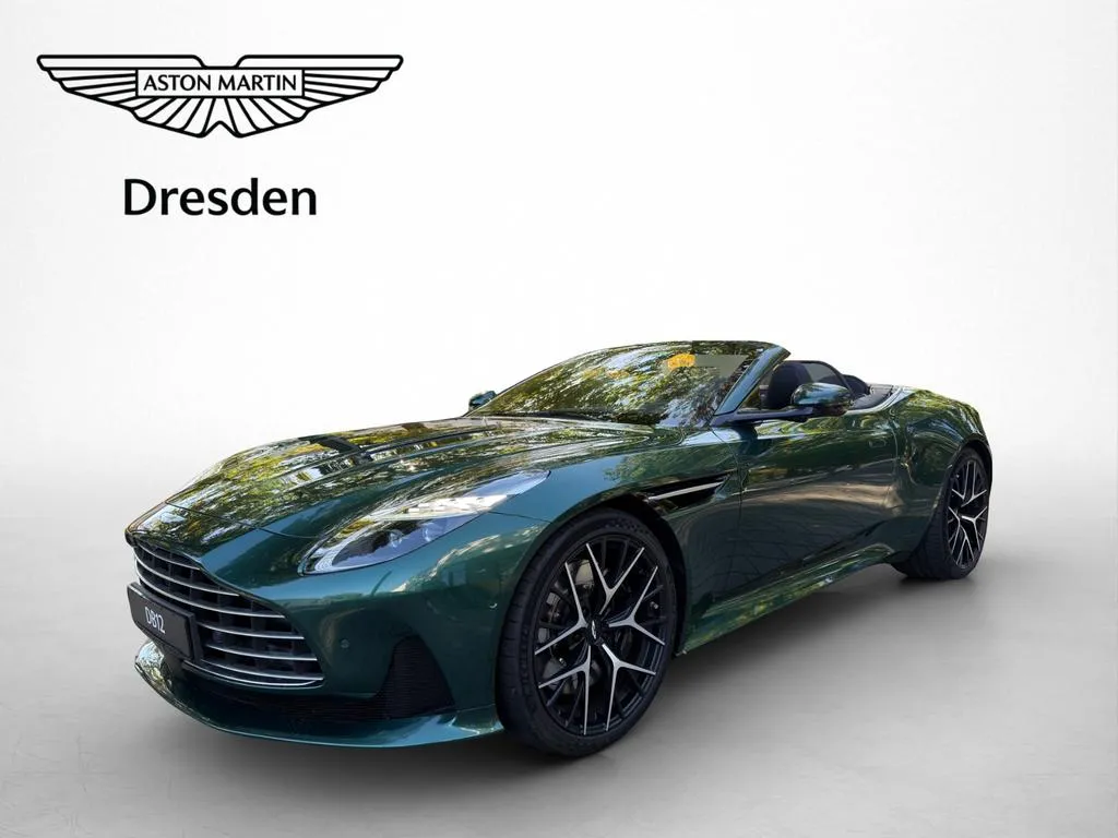 Aston Martin DB12
