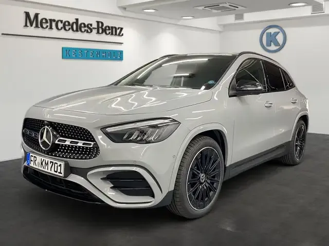 Mercedes-Benz GLA 200