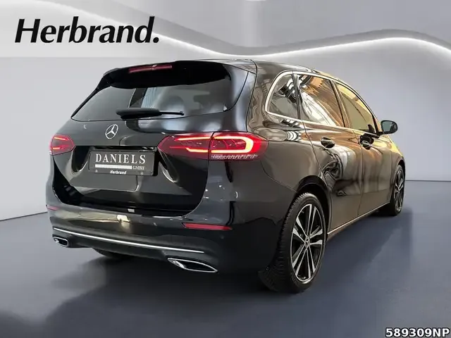 Mercedes-Benz B 250