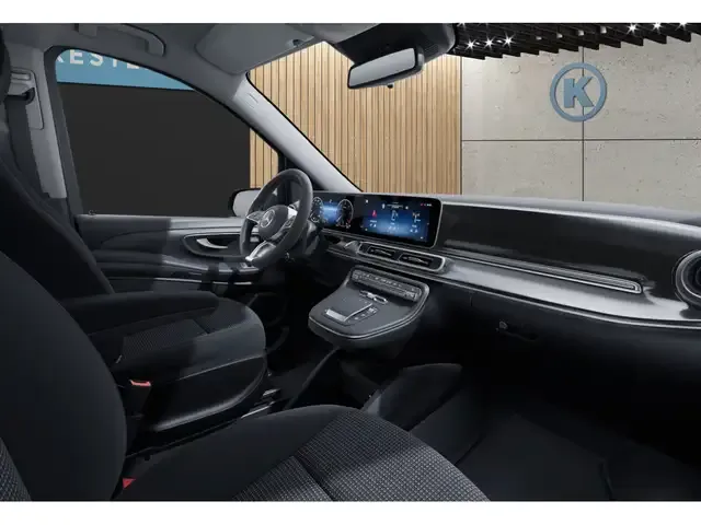 Mercedes-Benz V 220