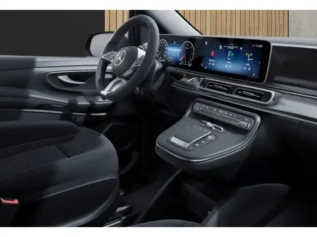 Mercedes-Benz V 220
