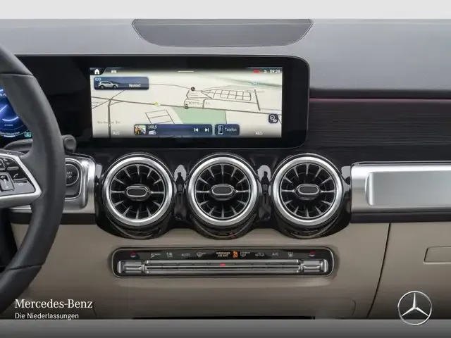 Mercedes-Benz EQB 250